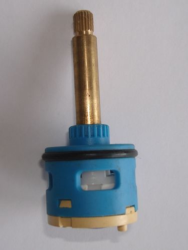 3 Way 4 Hole On/Off Water Flow Control Ceramic Disc Cartridge for 075N & 079N Showers